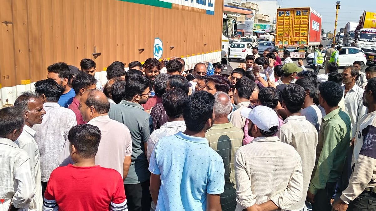 MP News: Gas Shortage Triggers Four-Lane Road Block In Badnawar