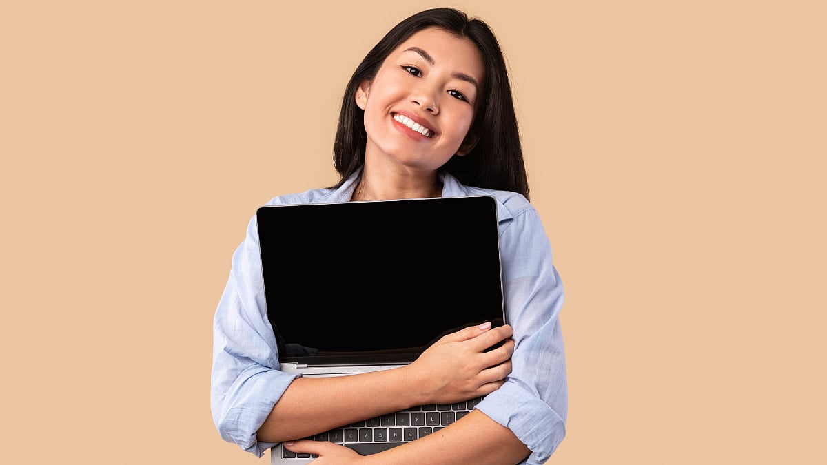 Amid Oracle Mass Layoffs, 'Job Hugging' Is Taking Over Workplace Trend: What Is It? 