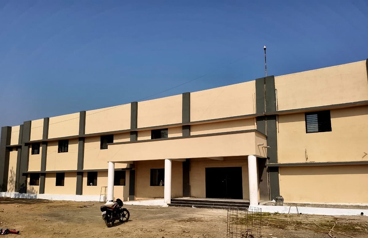 MP News: 50-Bed Hospital Project Stuck For 2.5 Years In Khargone, Residents Of 150+ Villages Forced To Travel Around 40 Kms For Treatment