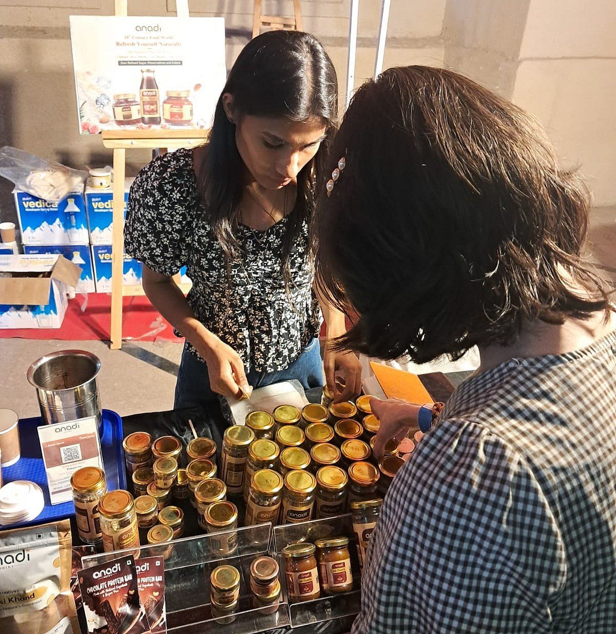 Gourmet food stalls further enhanced the festive vibe, offering a diverse culinary spread