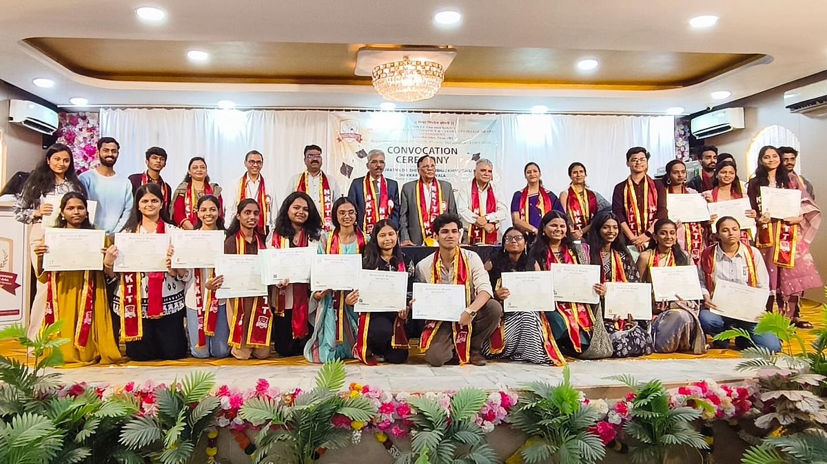 Sheth N.K.T.T. College  holds Convocation Function 2026