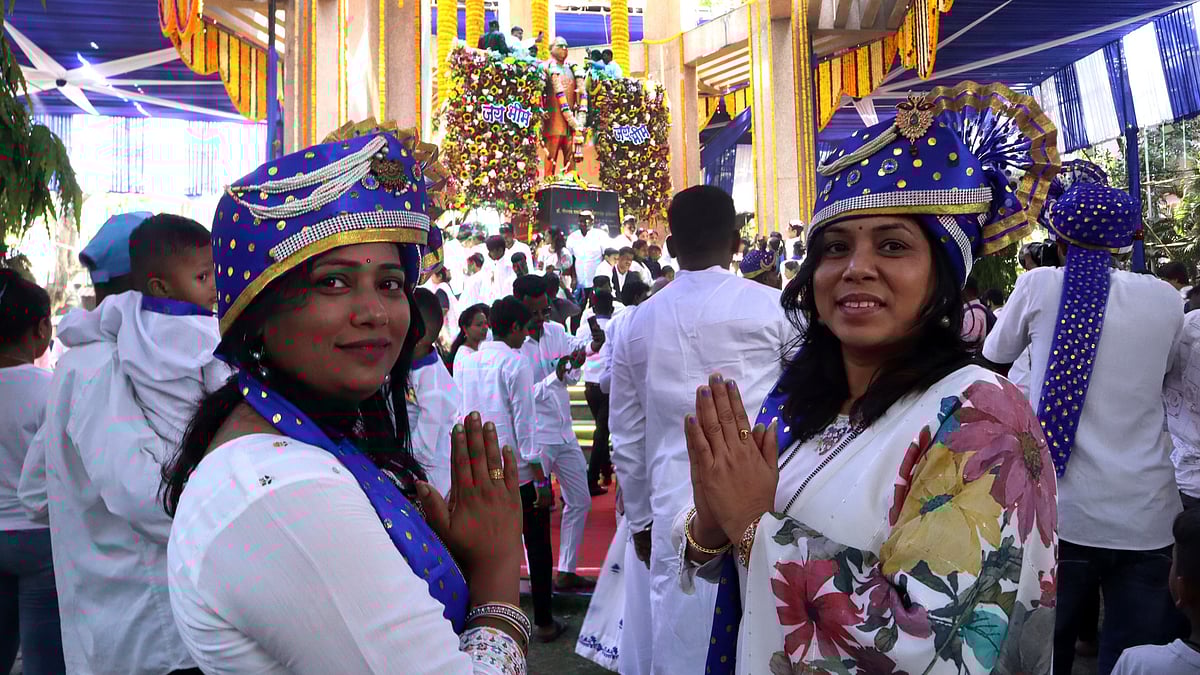 Women dressed in traditional attire, wearing pheta-style headgear, were a highlight of the celebration
