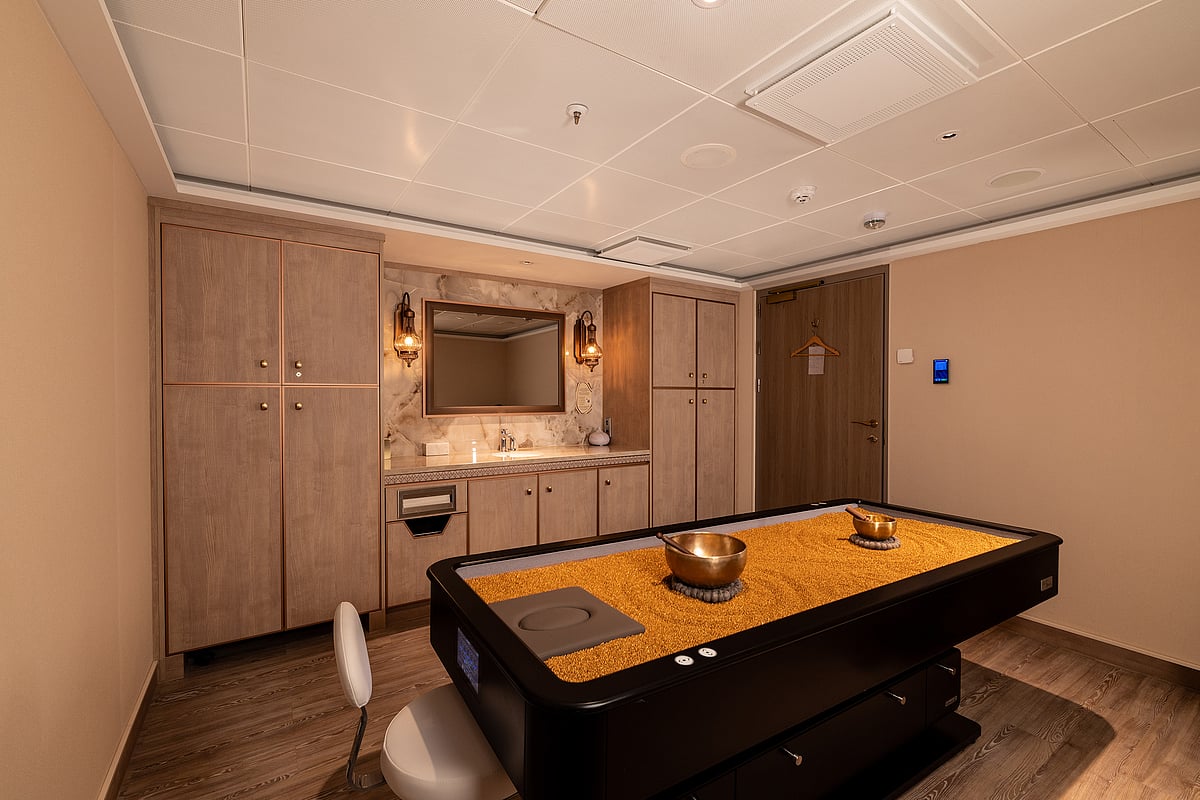 Concierge Elsa Royal Suite