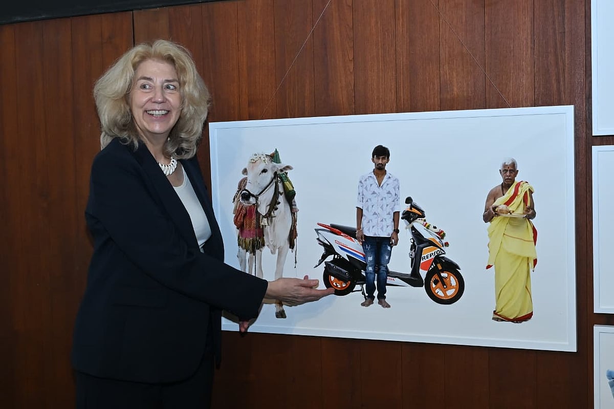 Marisa with a portrait clicked by Martin in India. 