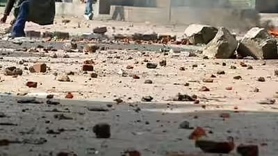 Miscreants Pelt Stones At Youth And His House Over Old Enmity In Indore 