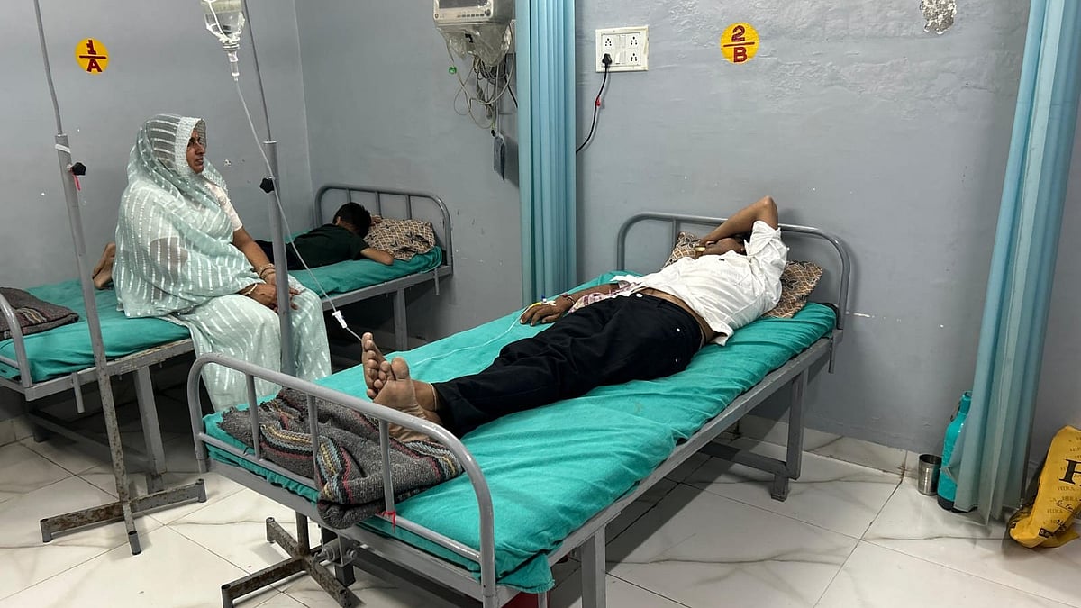 Food Poisoning: 150 Hospitalised After Having Kalakand, Aloo Vada At Wedding In Badnawar  | 