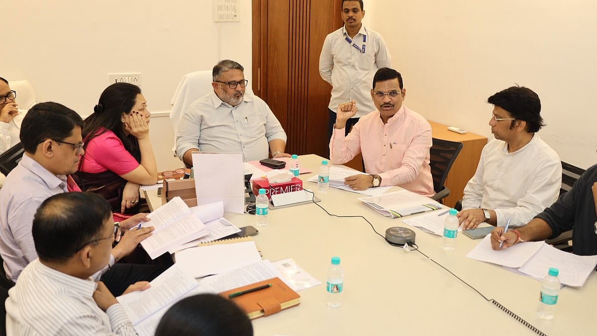 Maharashtra Forms Study Group To Probe IT Sector Labour Issues Amid Employee Rights Concerns