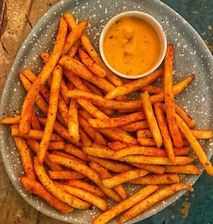 FRIES (PERI-PERI/CHEESY)