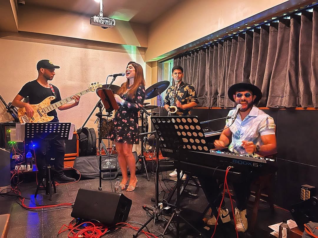 Jazz band performing at BlueBop Café Mumbai
