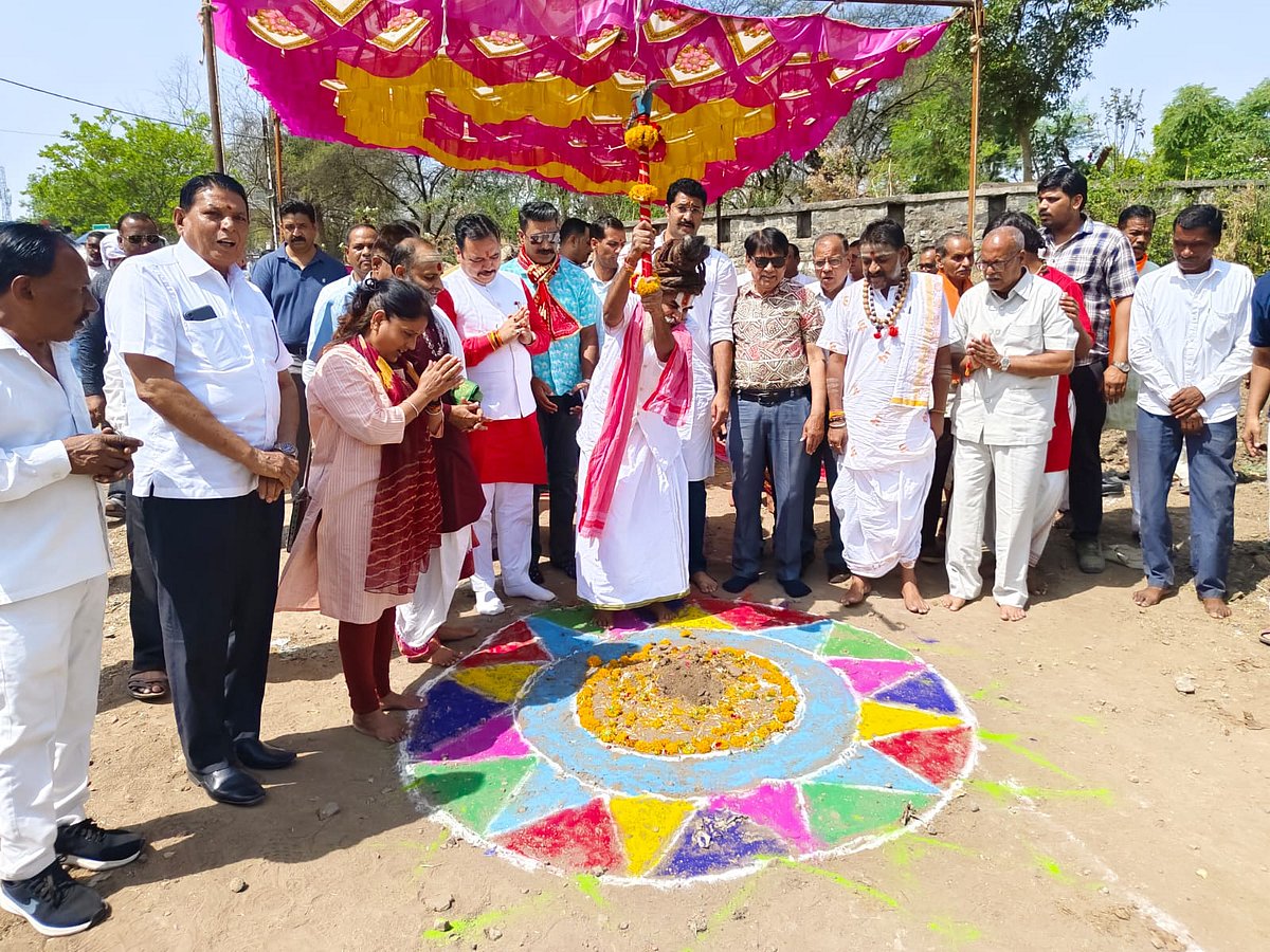 MLA Murli Bhanwra Performs Bhoomi Pujan For Ranjit Bridge In MP's Bagli, Over 100 Villages To Benefit | 