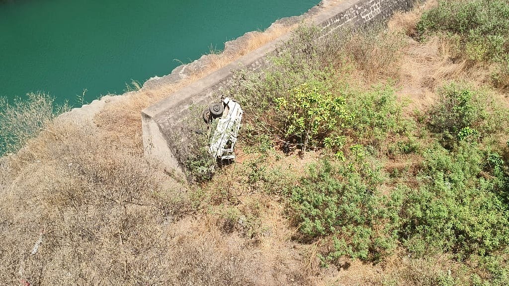 24-Year-Old Man Killed After Car Plunges Into Gorge In Narmada Nagar 