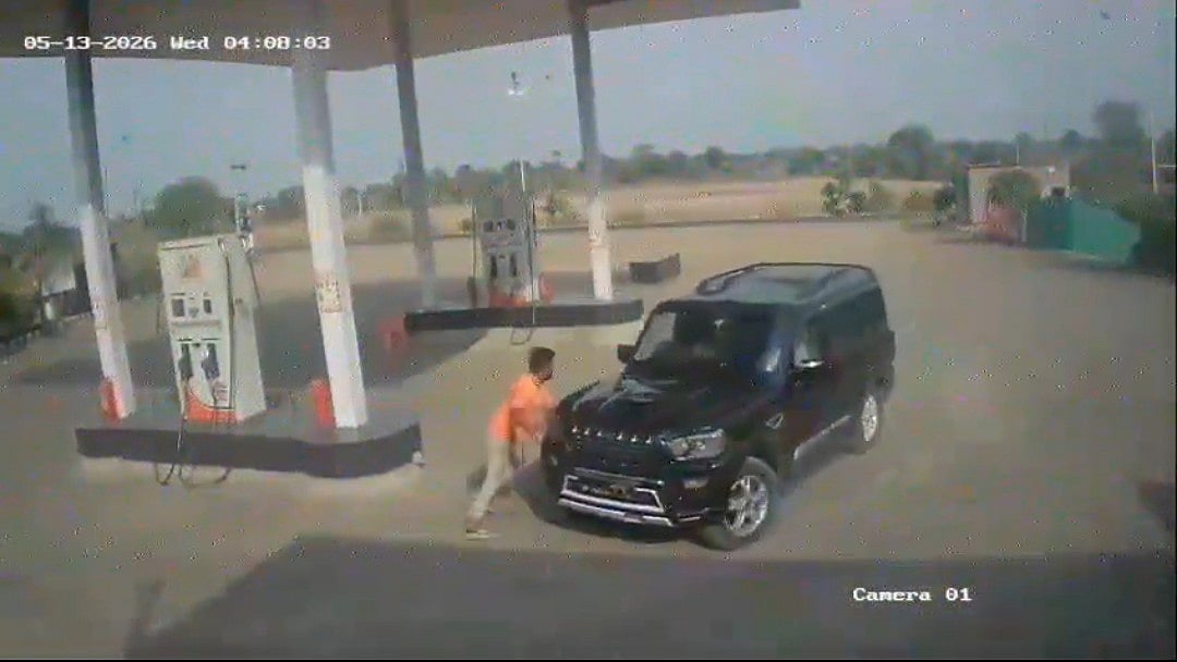 Car Occupants Assault Petrol-Pump Employee In Mandleshwar