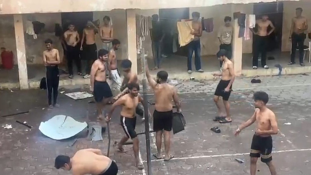 DAVV Hostel Chaos: Final-Year Students Vandalise Furniture, Dance Semi-Nude Till 4 AM At IET’s Ramanujam B Hostel;  VIDEO Viral