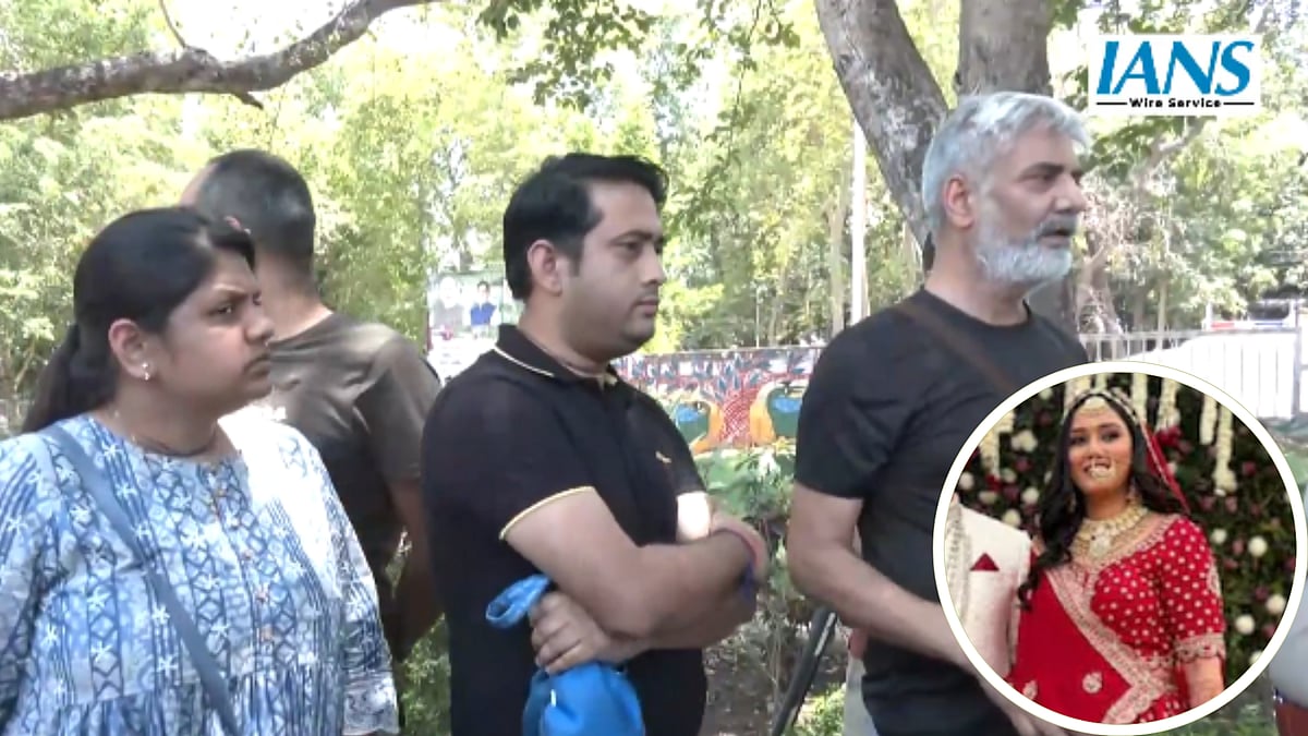 Twisha Sharma Case: Family Protests Outside CM Residence In Bhopal, Demands AIIMS Delhi Postmortem