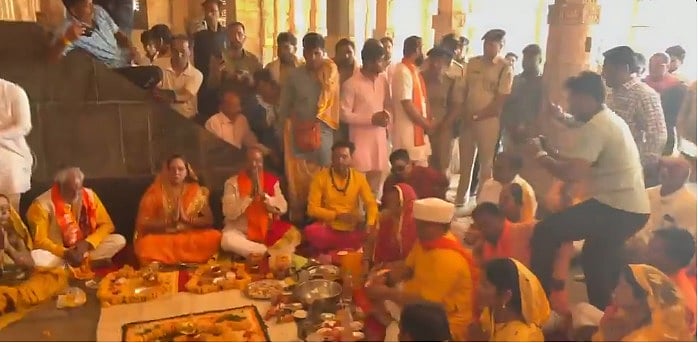 Aarti, Vastu Pujan Performed At Dhar’s Bhojshala After New ASI Guidelines -- VIDEO