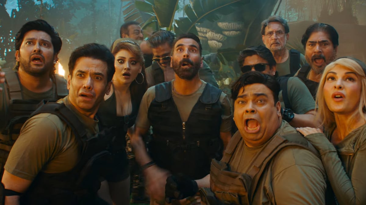 'Kitni Bheed And Kitna Chaotic': Akshay Kumar's Welcome To The Jungle Title Track Fails To Impress Netizens - Watch 