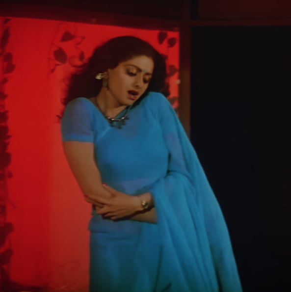 Sridevi's look in 'Kate Nahin Kat Te' song