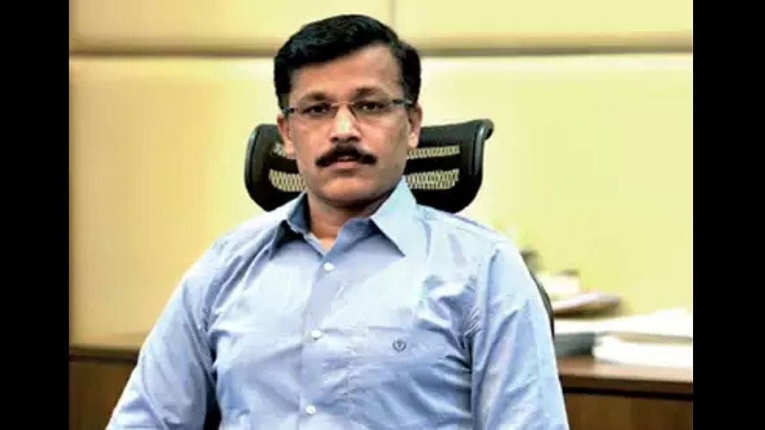 Senior IAS Officer Tukaram Mundhe Appointed Maharashtra FDA Commissioner Amid Department Controversies