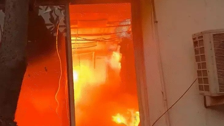 Massive Fire Breaks Out At Belmonte Park Township Office In Indore