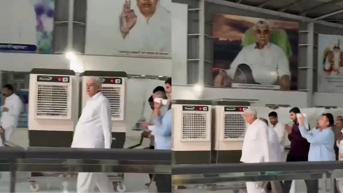 'Wasn't He In Jail For Murder?' Self-Styled Godman Sant Rampal Spotted Walking With Coolers Amid Heatwave - VIDEO