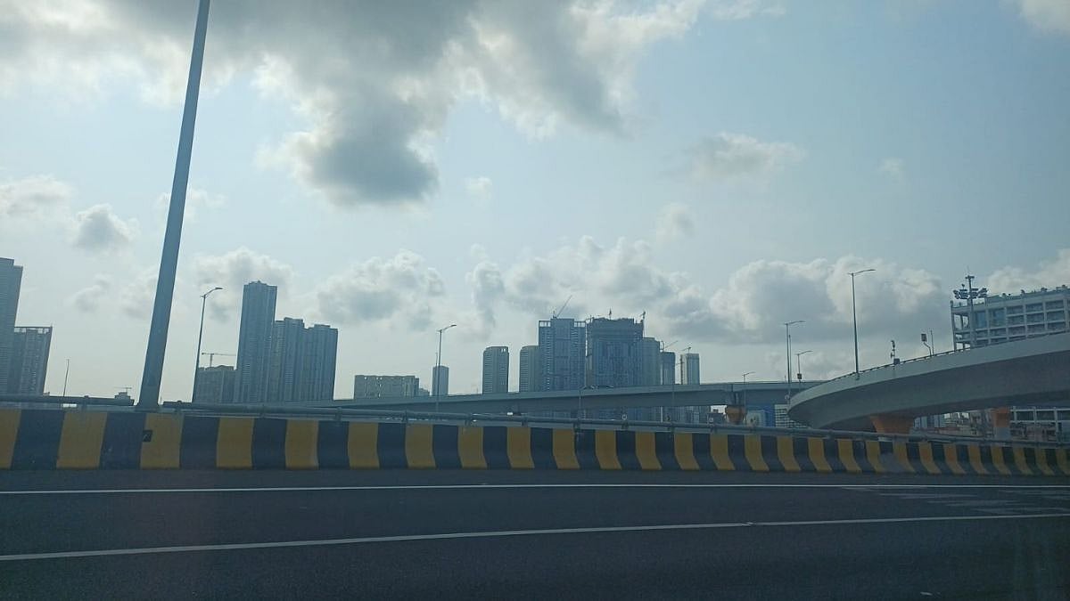 Mumbai Weather Update: City Wakes Up To Cloudy Skies, Summer Heat To Persist; Overall AQI Good At 21