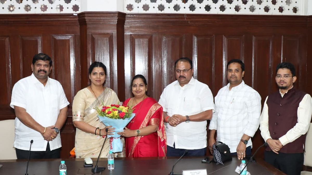 Hubballi-Dharwad Mayor & Dy Visit BMC Headquarters In Mumbai For Courtesy Meet; Waste Management, Infrastructure Plans Shared With HDMC Delegation