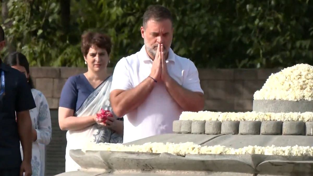 Congress Leaders Pay Tribute To Former Prime Minister Rajiv Gandhi On 35th Death Anniversary At Vir Bhumi In Delhi | Video