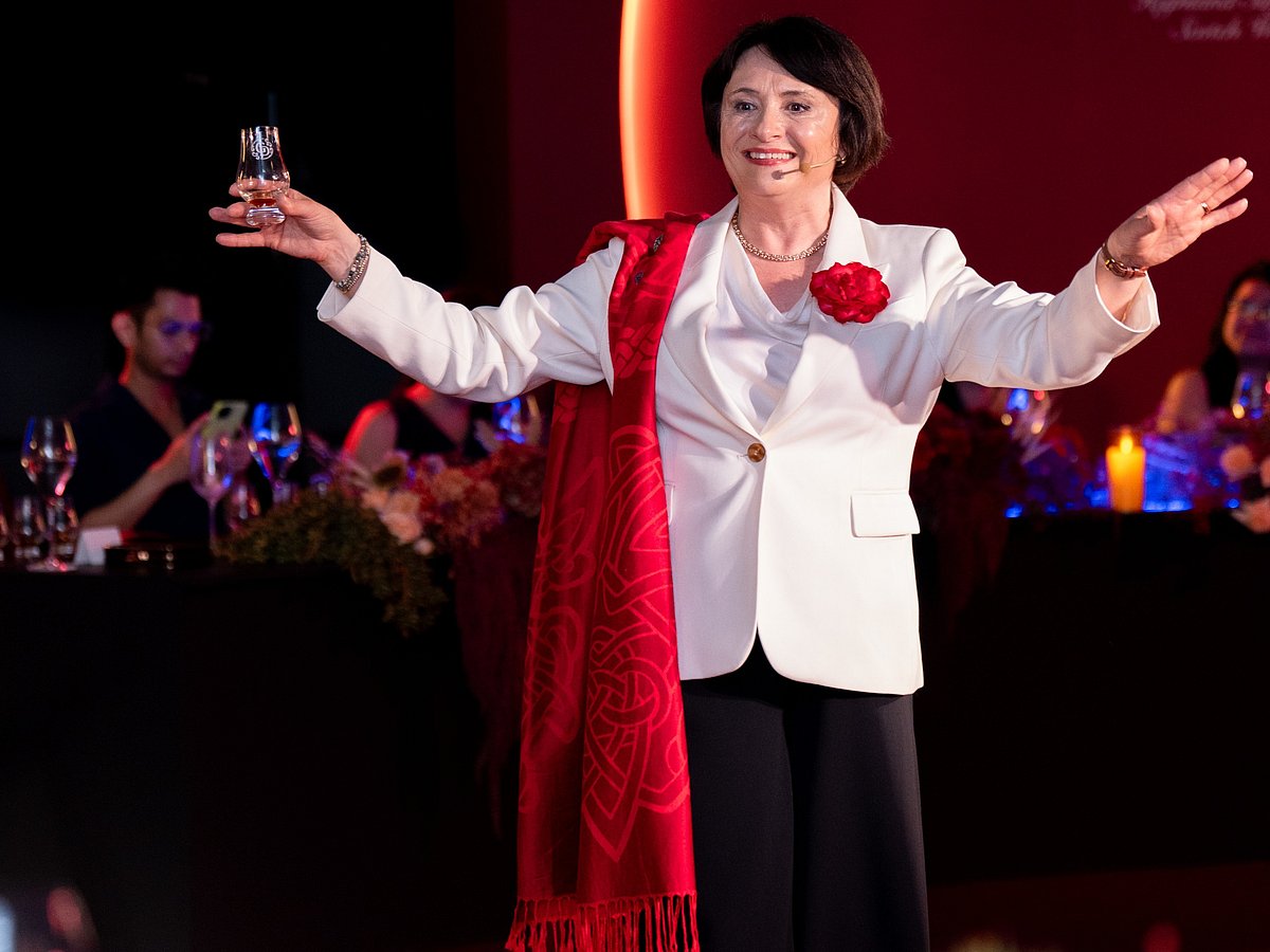 Master blender, Dr Rachel Barrie, conducting a musical tasting of the Glendronach whiskies in Mumbai