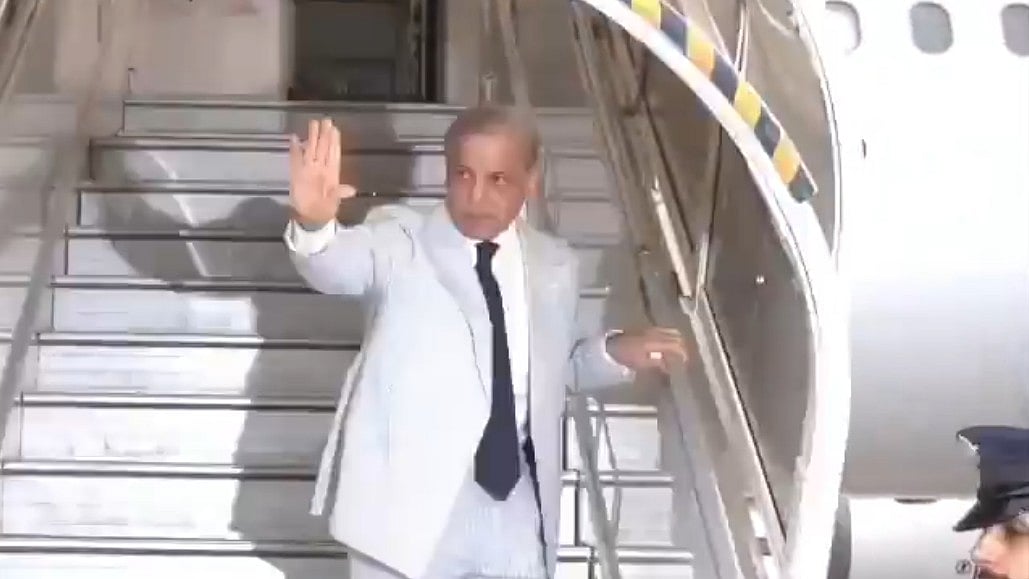 Pakistan PM Shehbaz Sharif Begins Four-Day China Visit To Expand CPEC And Strategic Cooperation| VIDEO 