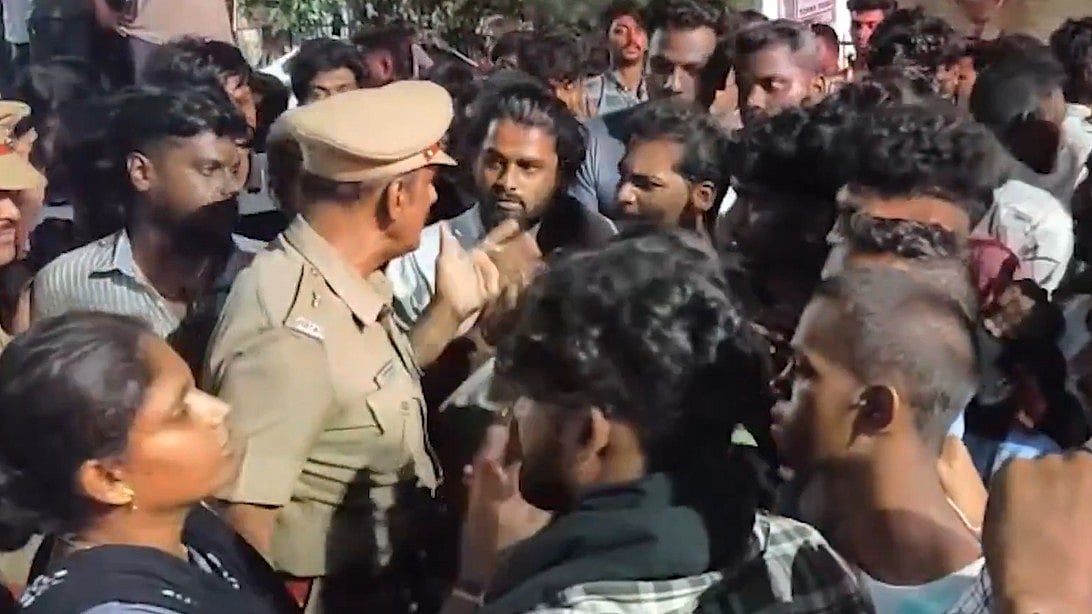 Coimbatore Horror: 10-Year-Old Girl Abducted Found Dead Near Pond; Family Protests For Hours As 2 Arrested, CM Vijay Orders Swift Probe
