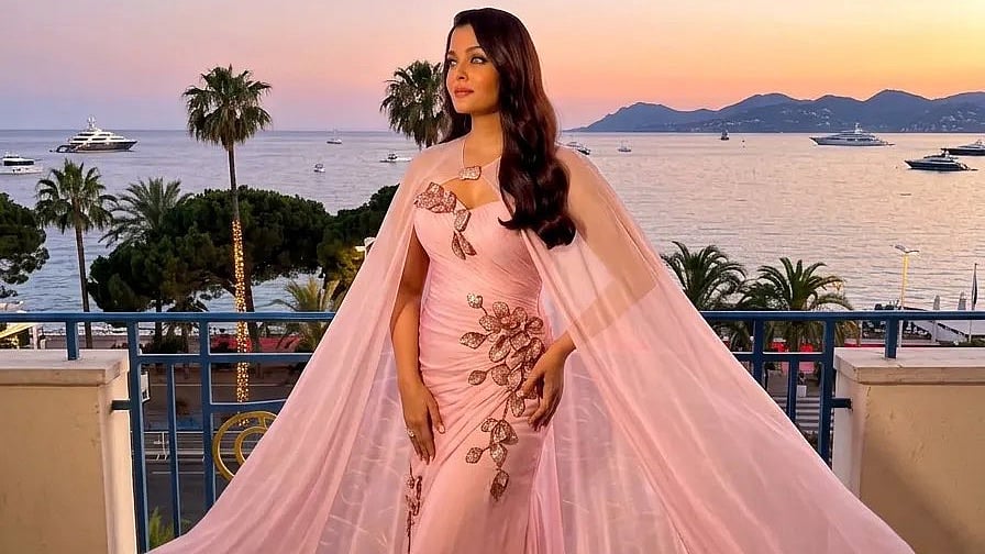Aishwarya Rai Bachchan Turns ‘All Hearts Pink’ In Pastel Corset Gown At Cannes, Daughter Aaradhya Joins Her In Bold Red