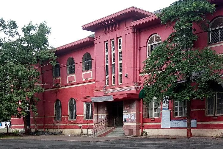 Indore's Holkar Science College Attracts 8 First-Time Recruiters In 2025-26 Placement Season