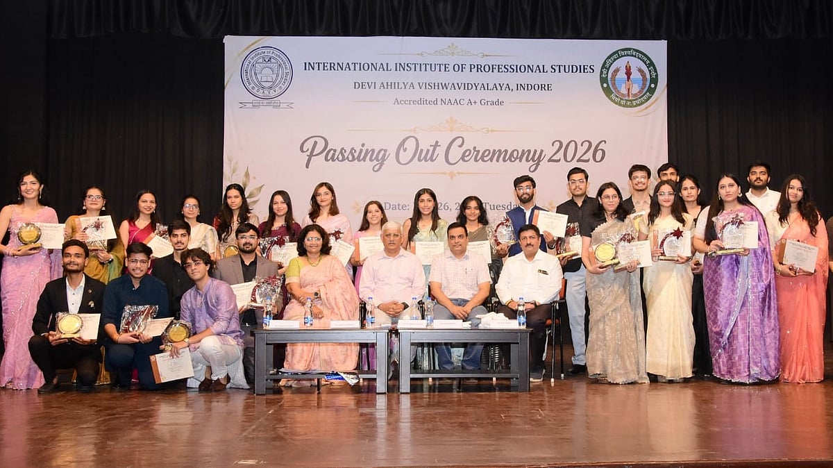 Passing Out Ceremony Celebrates Academic Excellence At International Institute Of Professional Studies In Indore