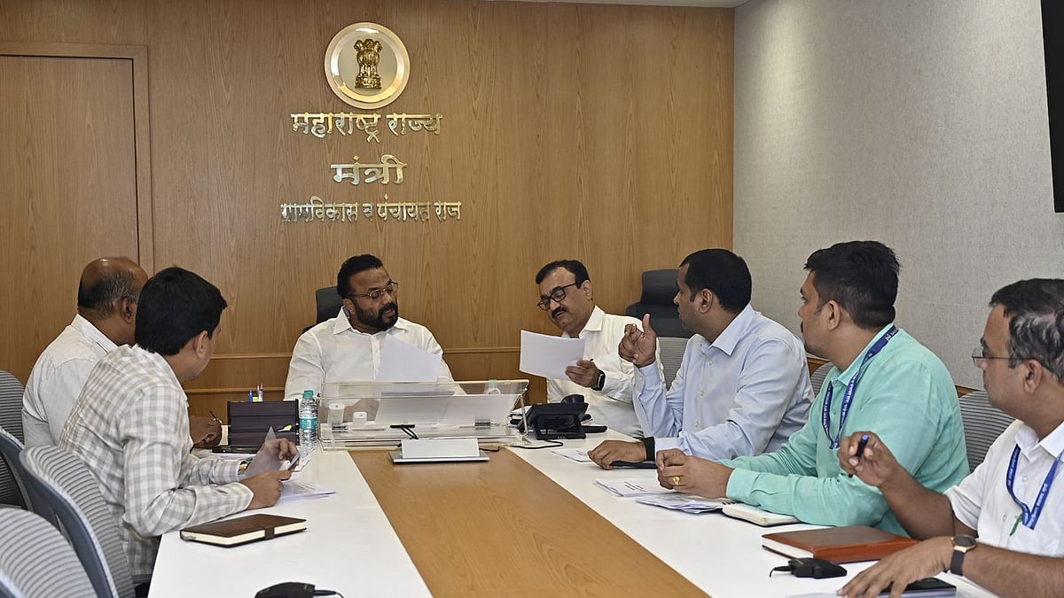 Maharashtra Reviews Sant Sevalal Maharaj Scheme For Banjara Community Development, Focus On 5,500 Tandas