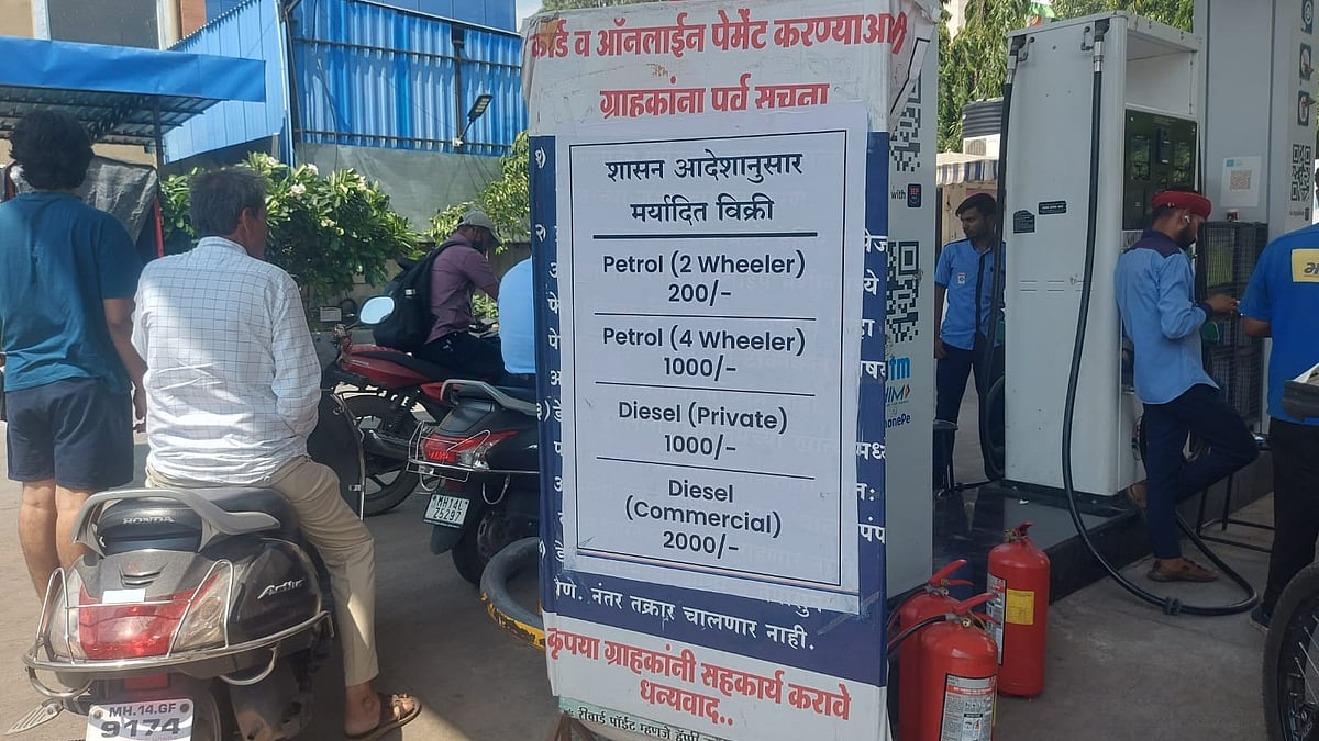 ‘Only ₹200 Petrol For Two-Wheelers?’ Viral Board Sparks Fuel Shortage Fears In Pune & Pimpri-Chinchwad