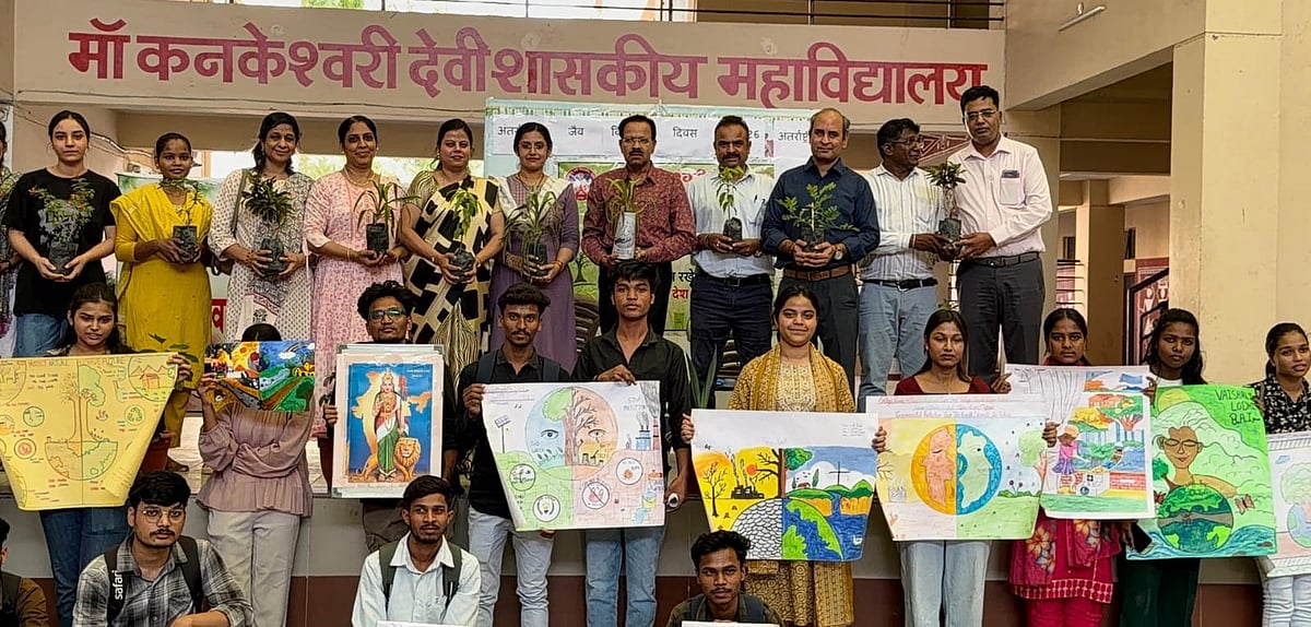 Indore Students Promote Environmental Awareness Via ‘Prakriti Samvad’ At Maa Kankeshwari Devi Mahavidyalaya