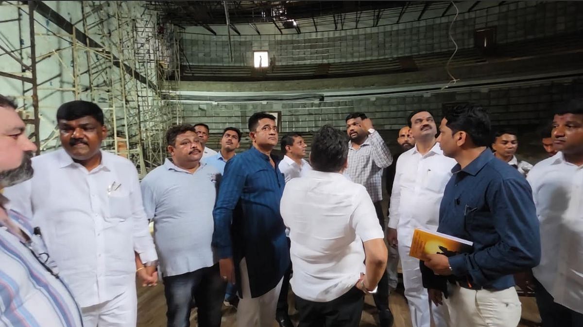 Bhiwandi Civic Leaders Inspect Delayed Shivaji Memorial, Meenatai Auditorium Renovation; Push For Timely Completion