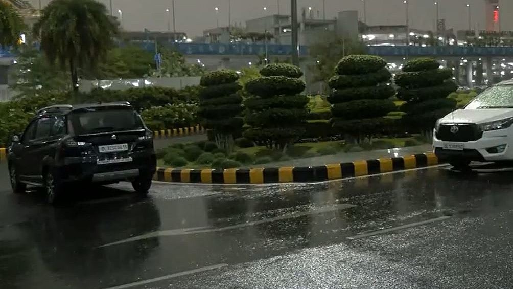 Heavy Rain, Strong Winds Bring Relief From Heat In Delhi-NCR, Flights Affected