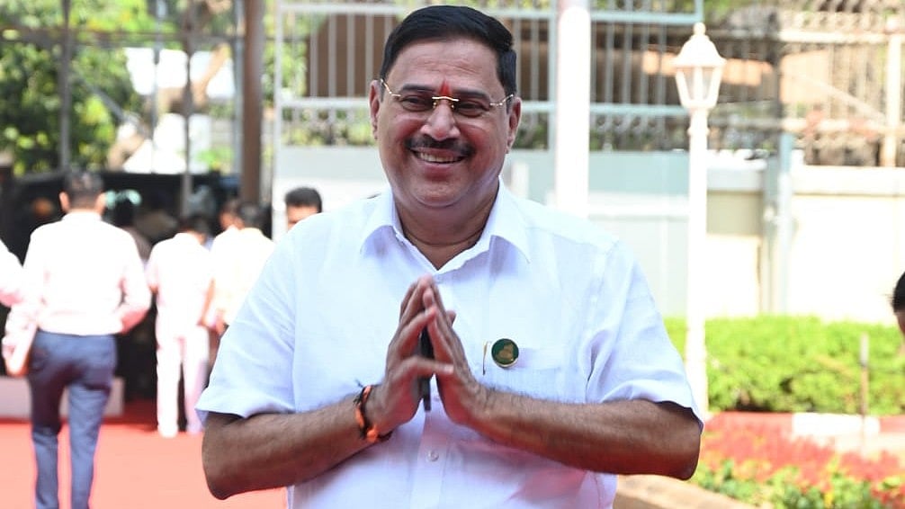 Outrage After Cow Seriously Injured During VVCMC Anti-Encroachment Drive In Nalasopara; MLA Rajan Naik Demands Action
