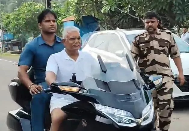 'Dabangg Dilip!' Bengal Minister Dilip Ghosh Spotted Riding ₹53 Lakh Luxury Bike, Without Helmet Amid Austerity Measures - VIDEO 