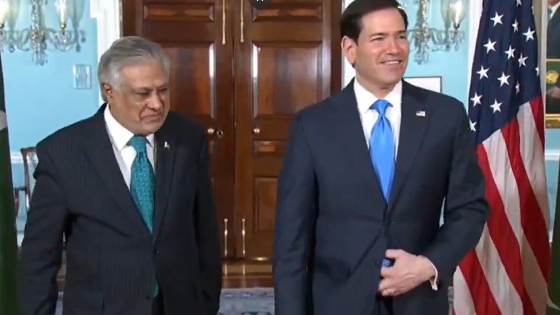 'Will Pakistan Recognise Israel?' Journalist Asks FM Ishaq Dar Ahead Of Rubio Meeting In Washington; Both Avoid Question | VIDEO 