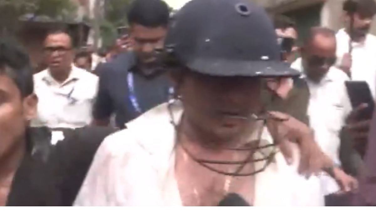 'Beaten, Eggs Thrown & Clothes Torn': TMC MP Abhishek Banerjee Assaulted By Locals During Sonarpur Visit To Meet Post-Poll Victims' Families - VIDEO