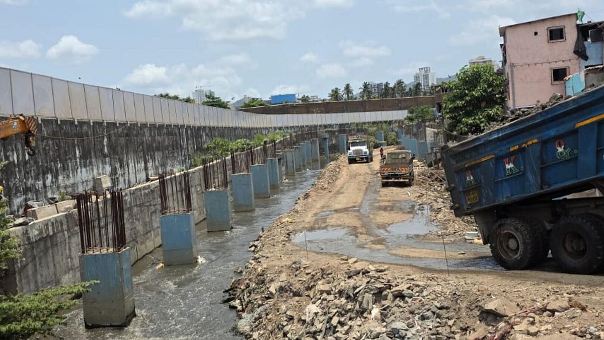 FPJ Impact: Thane Civic Body Launches Urgent Clean-Up Of Flood-Prone Kranti Nagar Nullah