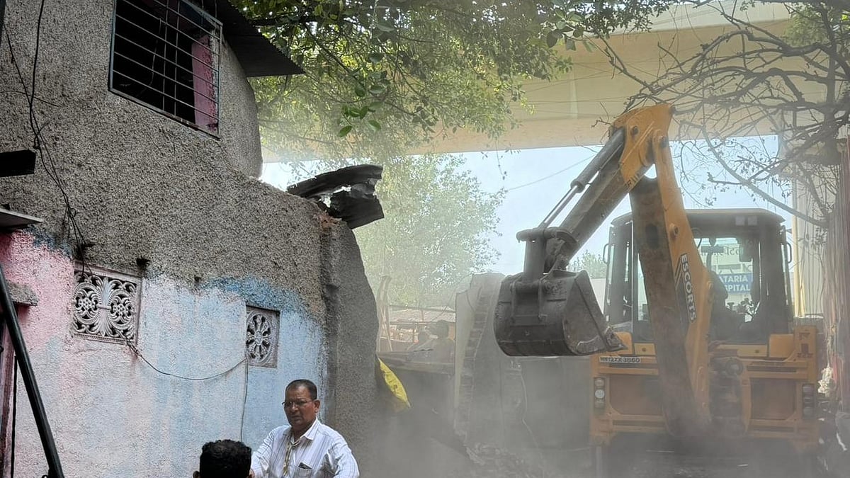 PHOTOS: Pune Civic Body Clears Yerawada Slum Encroachments For River Rejuvenation Project