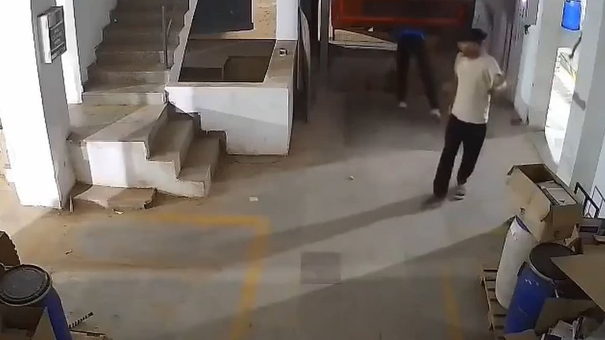 Video: Worker Killed After Factory Lift Collapses In Gujarat’s Himmatnagar