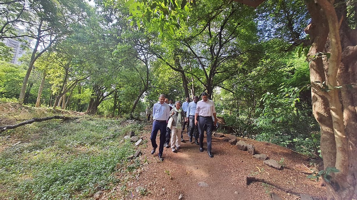 CEC Member Visits Pune To Assess Ecological Concerns Over Riverfront Works