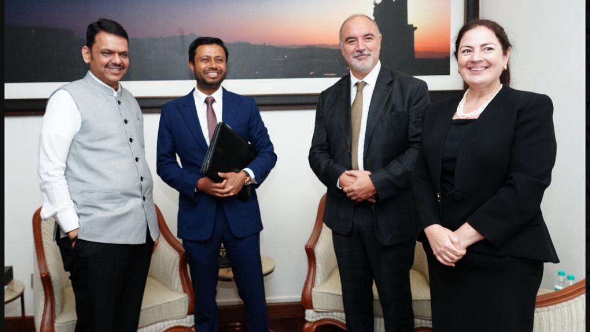 Maharashtra CM Devendra Fadnavis Welcomes AirTrunk CEO Robin Khuda; Exchanges Letter Of Intent For Massive ₹2 Lakh Crore Investment