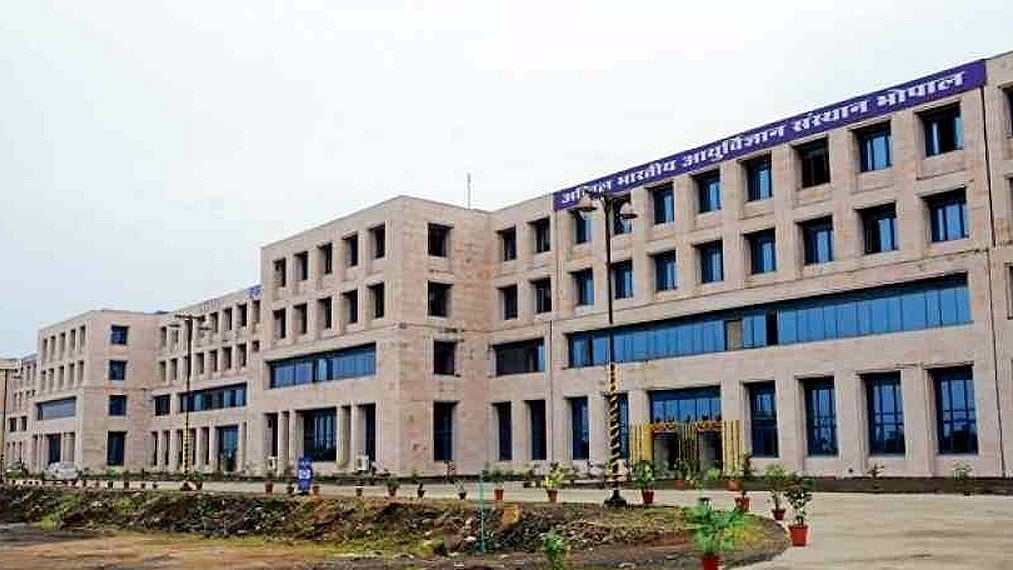 AIIMS Awaiting Second LINAC Machines Since 2019