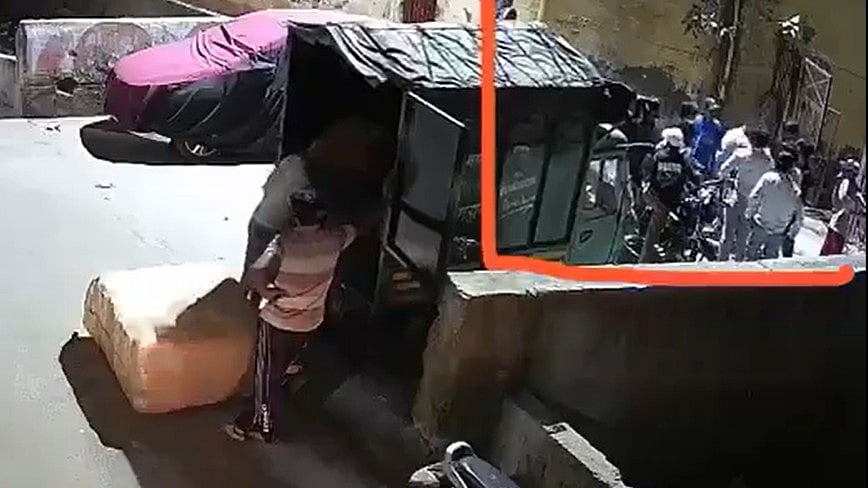 Delhi Crime: Police Arrest One, Detain Two Minors In Teen's Stabbing Case In New Usmanpur