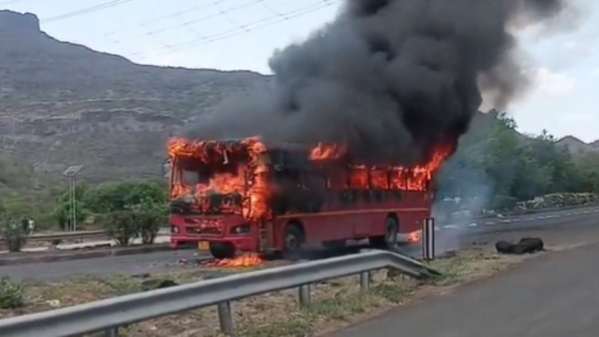 Major Tragedy Averted In Nashik! Swift Action By MSRTC Bus Driver Saves 46 Passengers After Bus Catches Fire